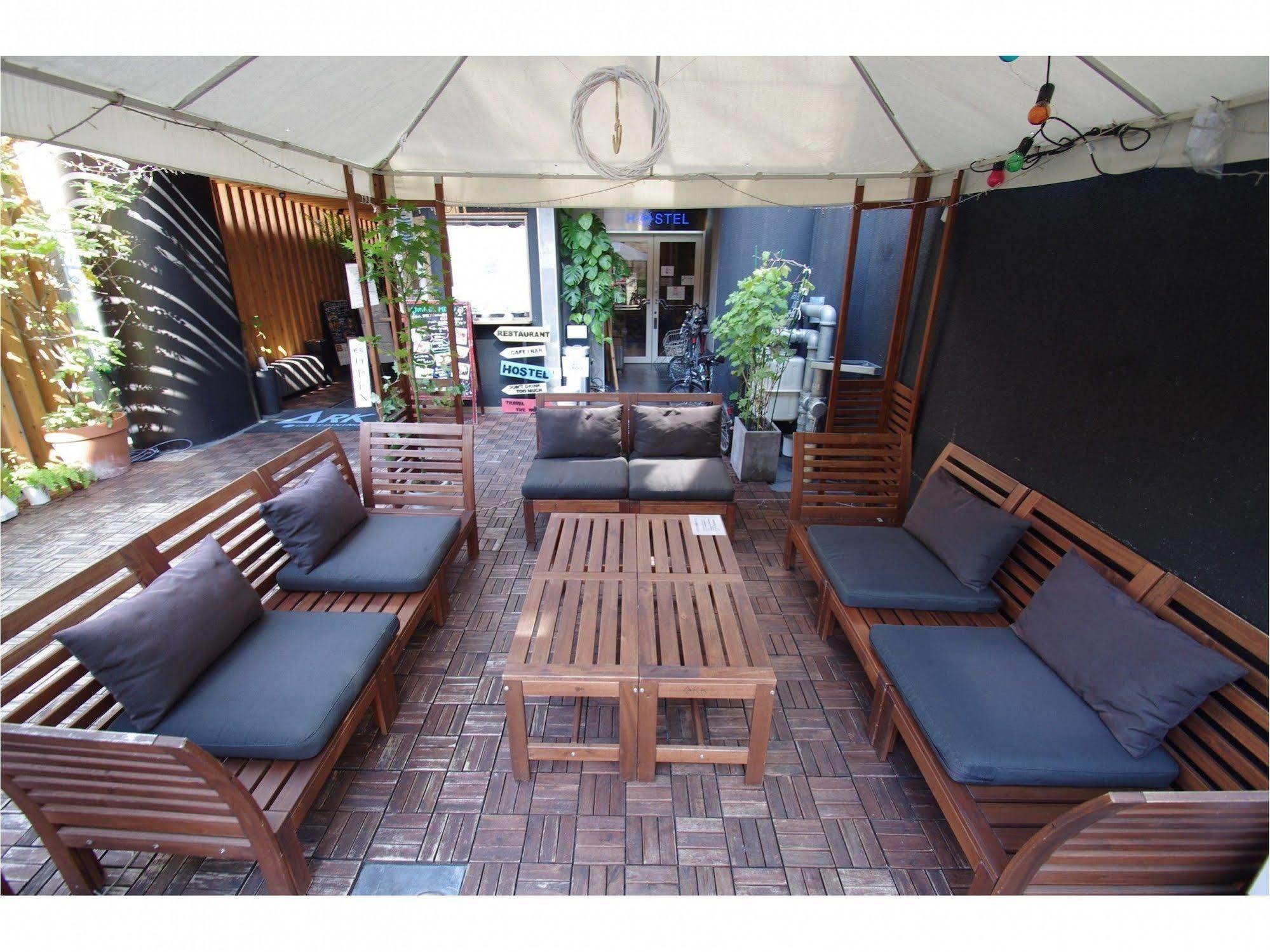 Ark Hostel Osaka Exteriör bild